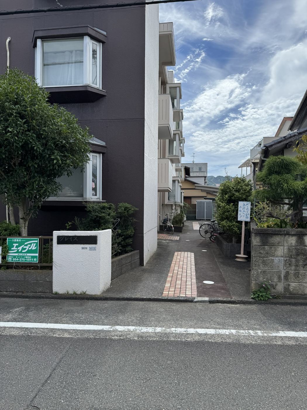 マンション入口